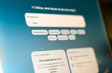 Copilot bénéficie d'un traitement de barre latérale pour Windows 11, tout comme Gemini dans Chrome