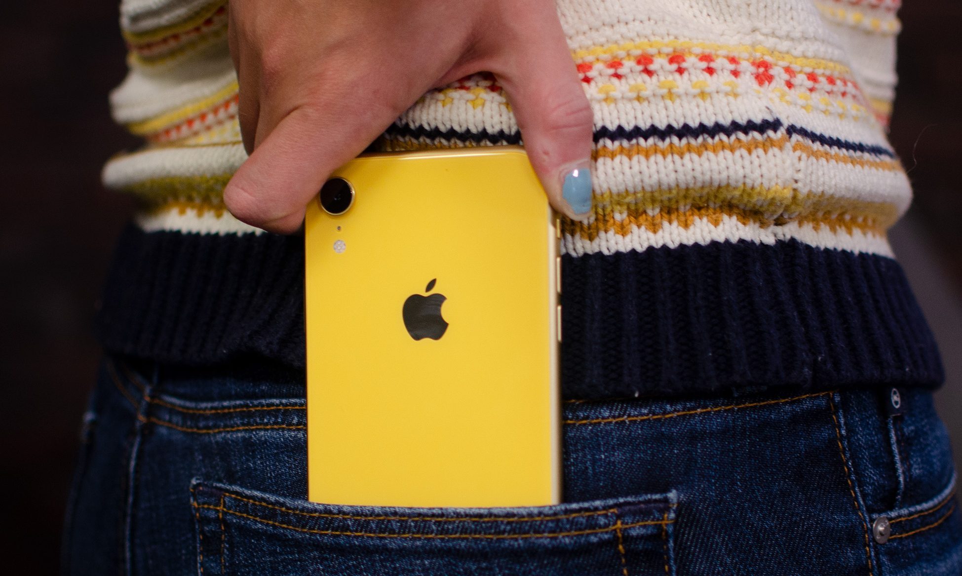 iPhone XR en jaune.