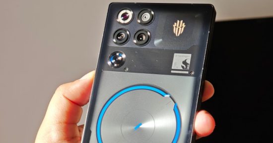 Le nouveau téléphone de jeu de Red Magic, doté d'une batterie géante et d'un refroidissement liquide, se mondialise