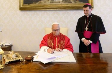 Le pape dit que l'IA doit être désarmée et ne doit pas dominer l'humanité. Nous allons dans le sens inverse.