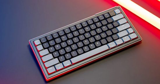 Cherry XTRFY K63W Pro Compact est un clavier de jeu sans fil qui laisse derrière lui