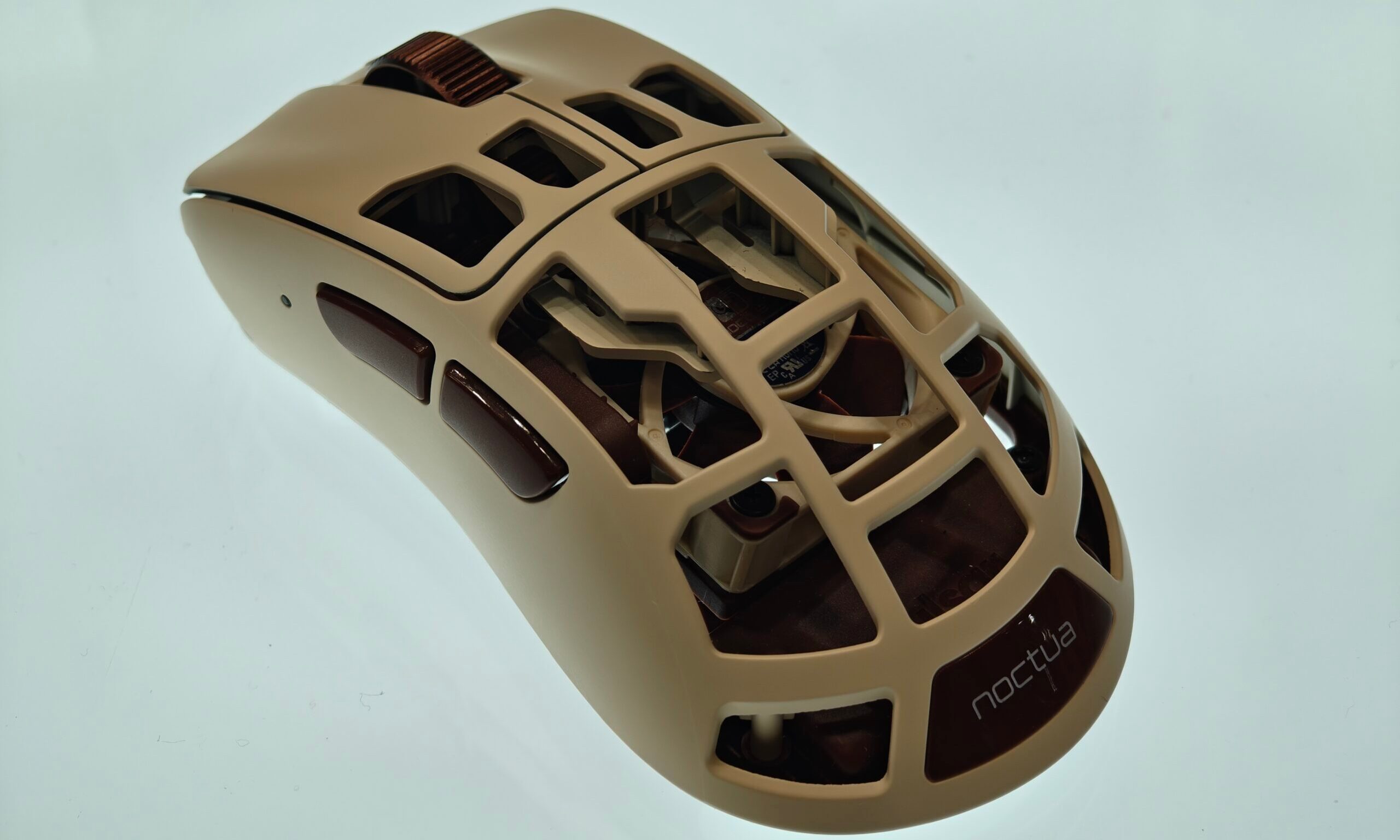 Souris Pulsar Feinmann F01 Noctua Edition au Computex 2026