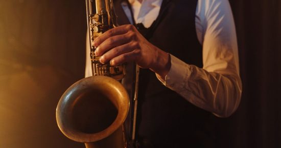 Un label de jazz a couvert un hit généré par l'IA pour faire valoir un point que l'industrie musicale a évité