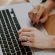 L’achat d’un ordinateur portable pourrait bientôt s’accompagner d’un score carbone instantané grâce à l’IA