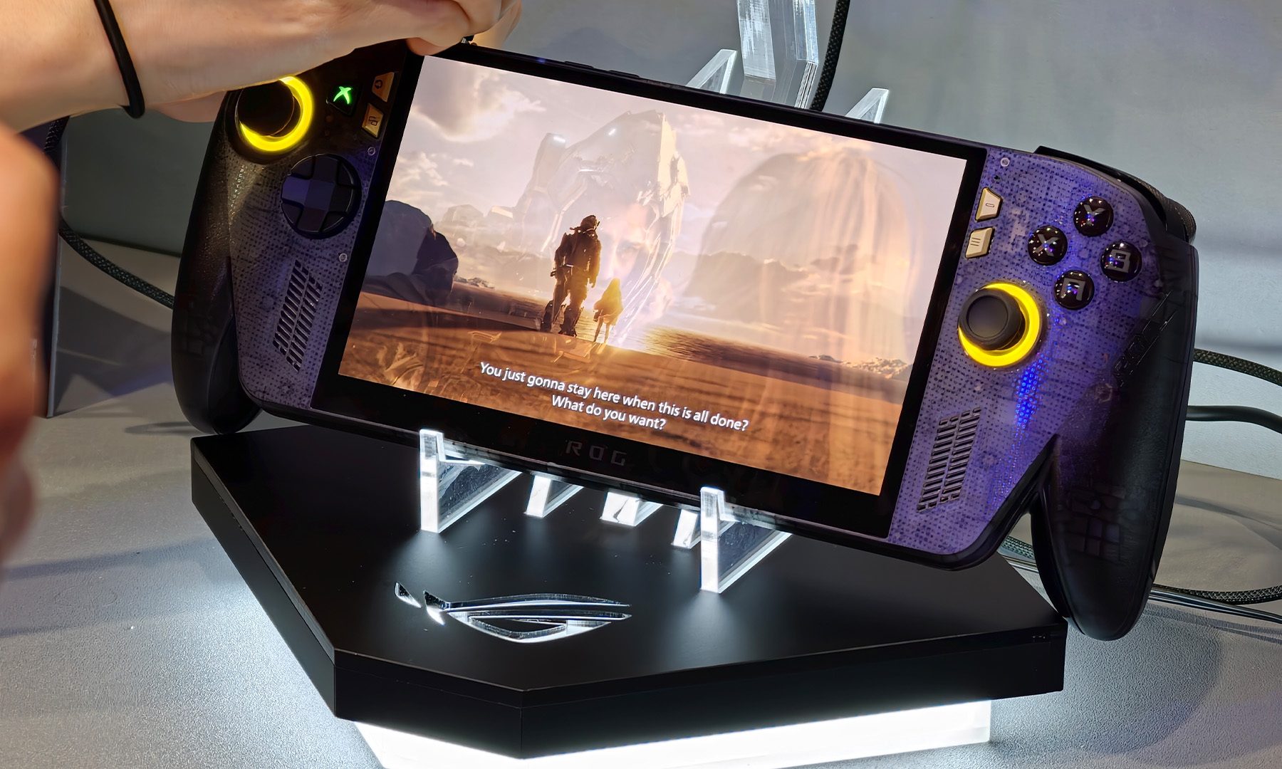 ASUS ROG Xbox Ally X20 Anniversary Edition, pratique