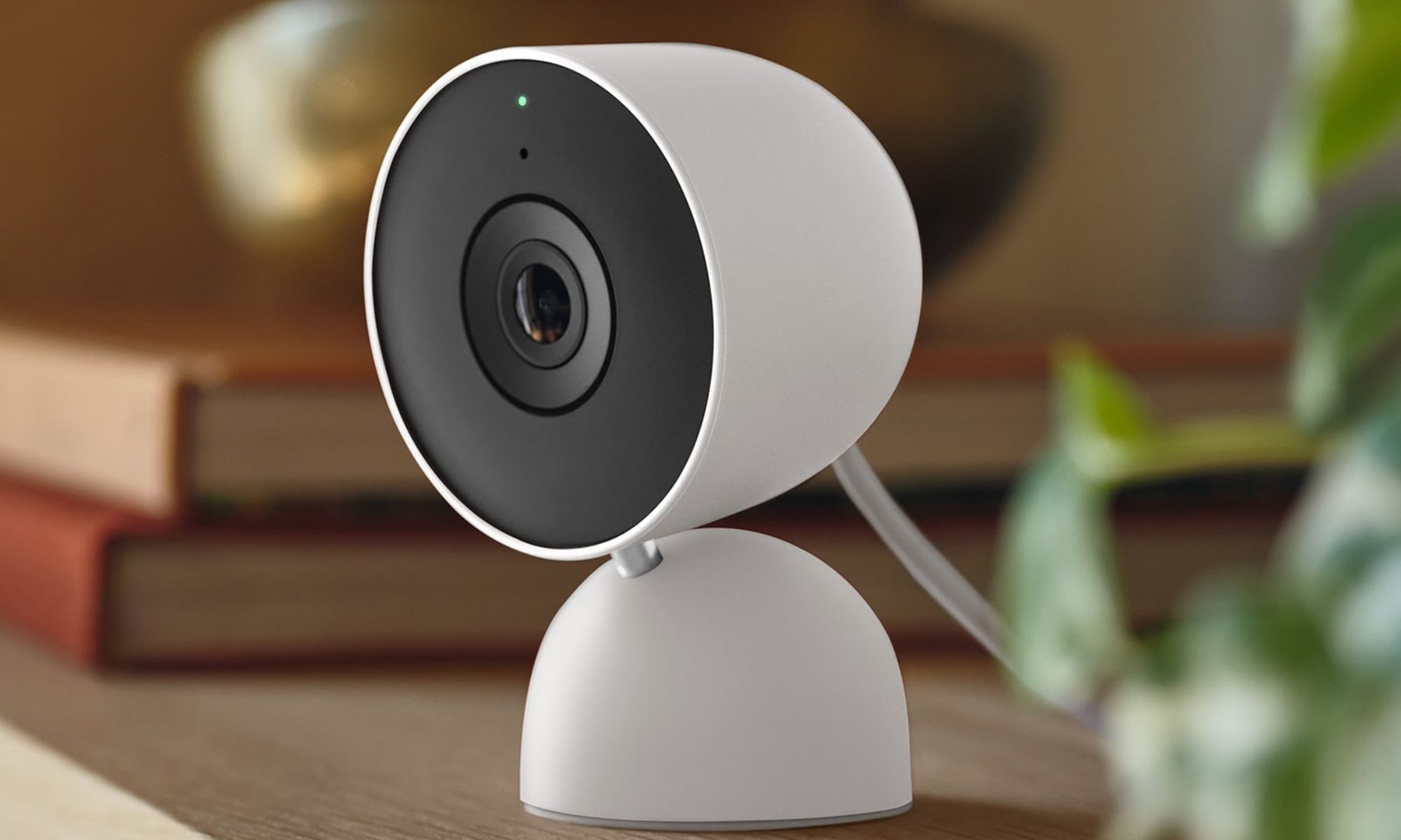 Google Nest Cam Indoor filaire sur table