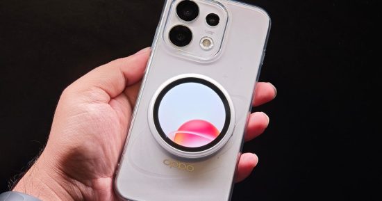 Ce téléphone Oppo a un dos 3D sauvage, mais sa bulle magnétique est le véritable truc de fête