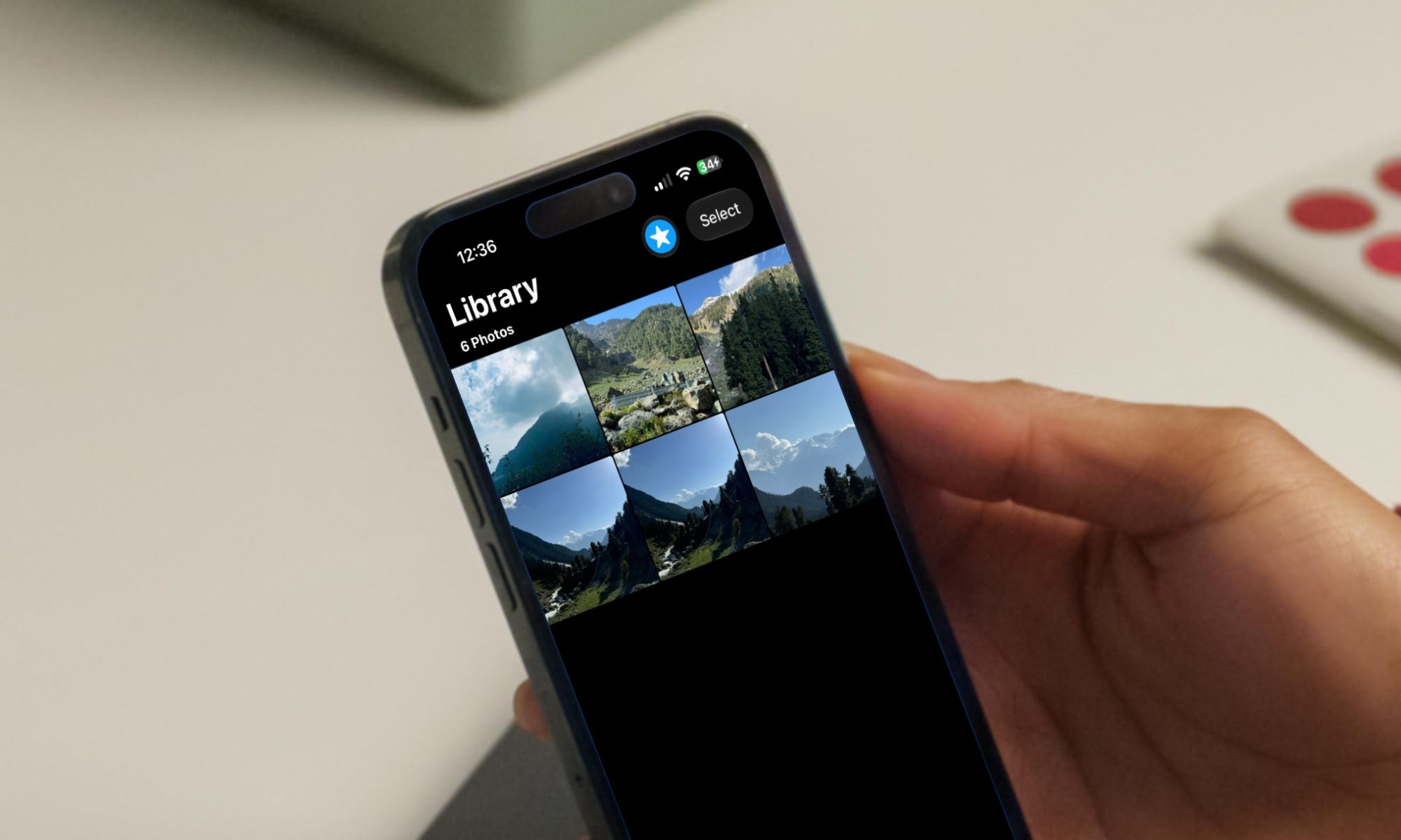 iPhone affichant des photos classées cinq étoiles