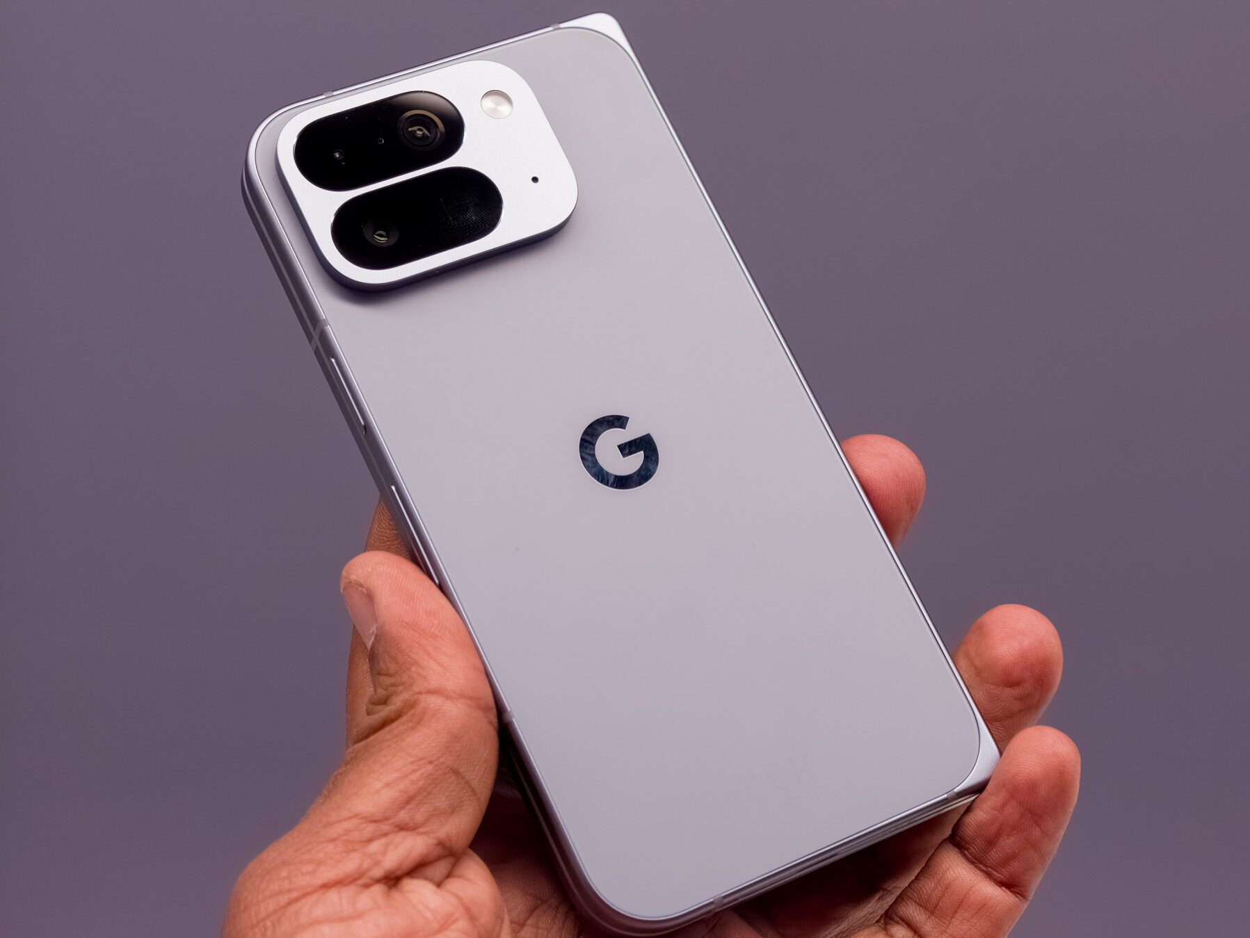 Google Pixel 10 Pro Fold en pierre de lune