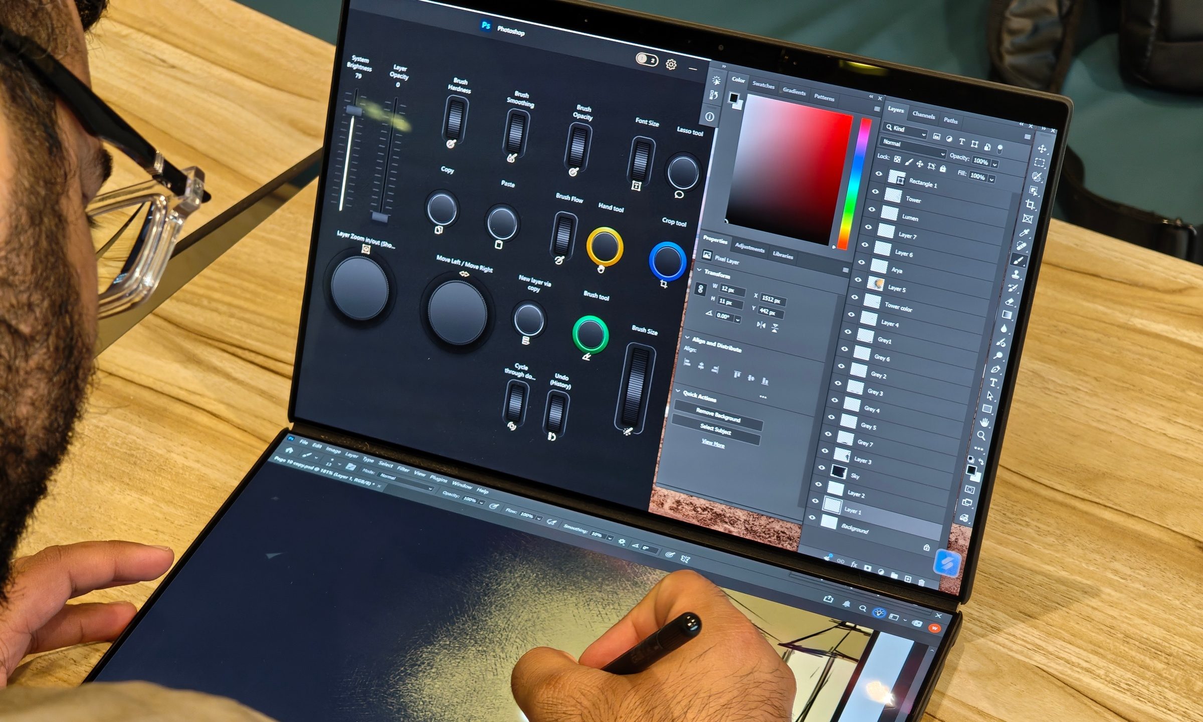 Esquisse sur l'ASUS Zenbook Duo