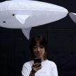 Ce robot IA flottant semble s'être échappé d'un film du Studio Ghibli, et c'est exactement le point