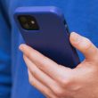 Il fait chaud dehors, mais s'il te plaît, arrête de mettre tes téléphones chauds au réfrigérateur