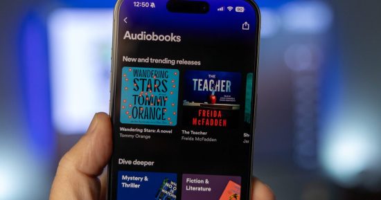 Les livres audio IA peuvent-ils mieux raconter que les humains ? Cette étude dit que de nombreux auditeurs le pensent