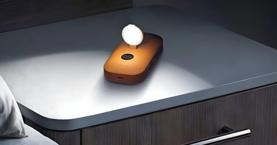 La nouvelle banque d'alimentation de Belkin peut recharger votre téléphone et vous éviter de vous cogner les orteils à 2 heures du matin