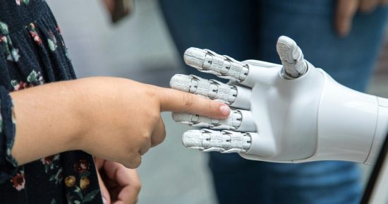 Les ambitions de Samsung en matière de robot humanoïde sont réelles, mais les usines passent avant tout