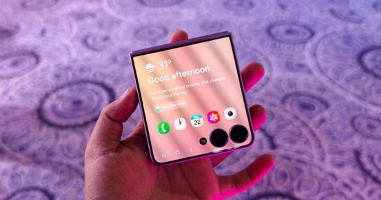 Samsung facilite l'exécution de plusieurs applications sur l'écran de couverture du Galaxy Z Flip 8