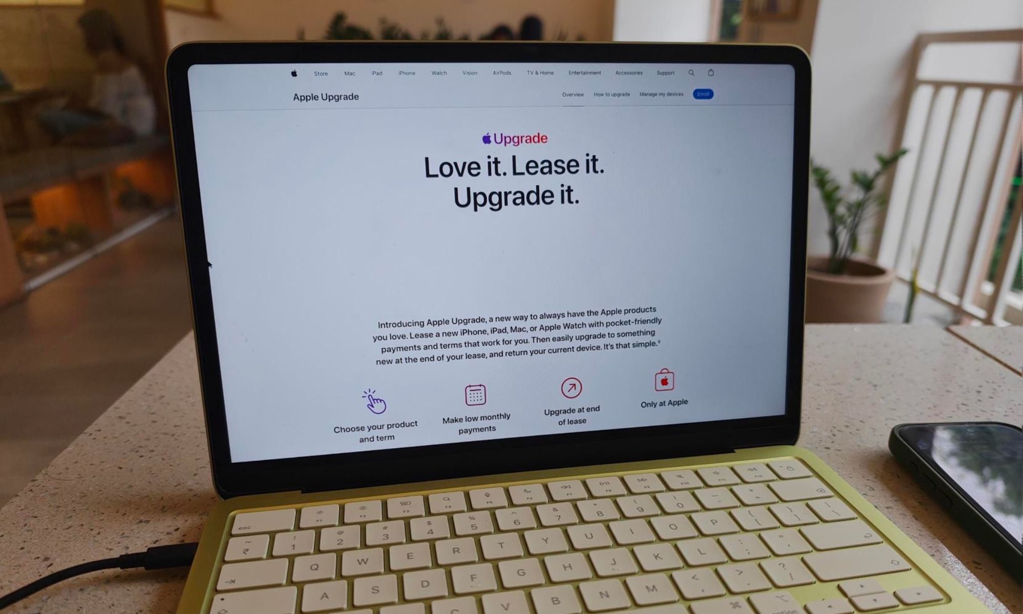 Site de mise à niveau Apple sur un MacBook Neo